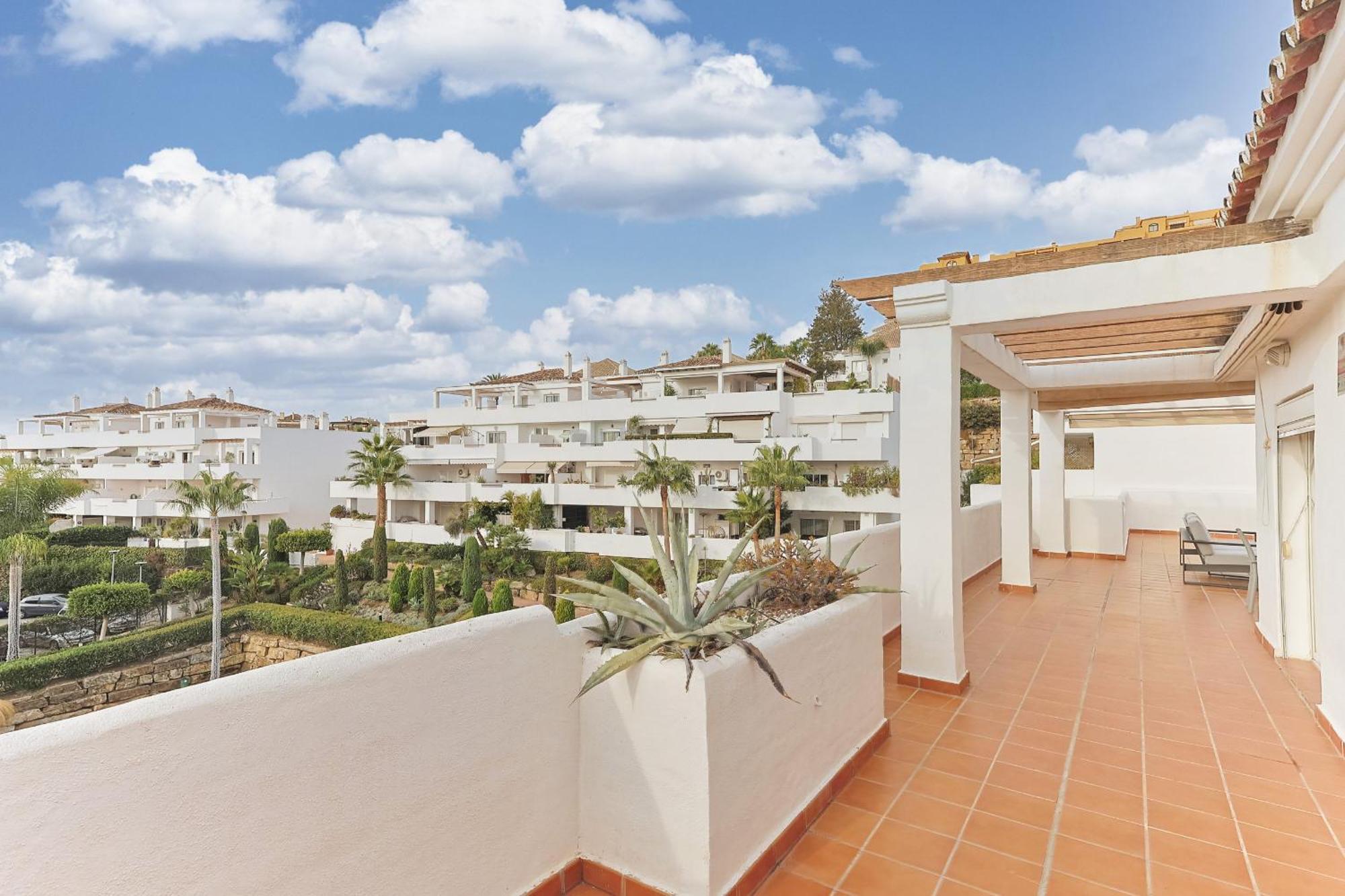Penthouse Luny Apartamento Estepona Exterior foto